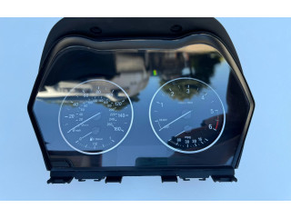 Přístrojová deska BMW X1 F48 F49 2016 17649411, 9295445