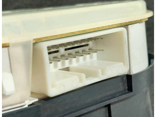 Přístrojová deska Mazda 323 F 2002 20809162824