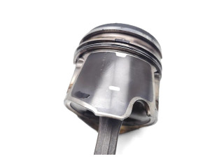 Поршень с шатуном D4204T D4204T Volvo V50