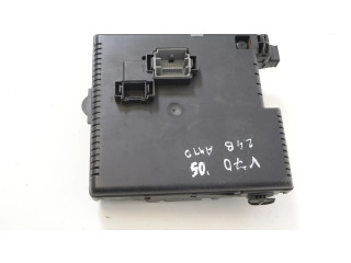 Блок предохранителей  8688264, 12217789   Volvo V70    