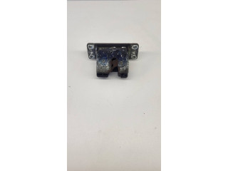 Zámek zadních dveří    Opel Zafira A 2000