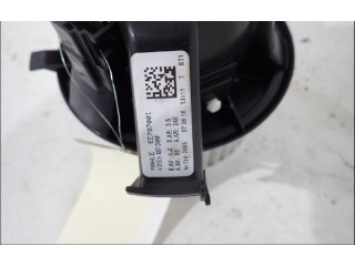 Вентилятор печки    272102302R   Renault Twingo III