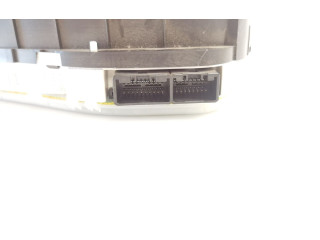 Панель приборов Mazda Premacy