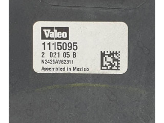 Вентилятор радиатора     04596513AD    Chrysler 300 - 300C 