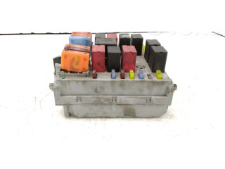 Блок предохранителей 51742420 Alfa Romeo GT