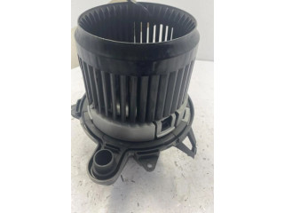 Вентилятор печки 272101005R Renault Captur