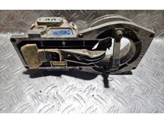 Топливная рампа 0438121011, 026133353 Audi 80 90 B3