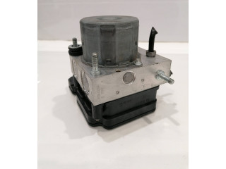 Jednotka ABS A0004313900 Mercedes-Benz GLA W156 2017