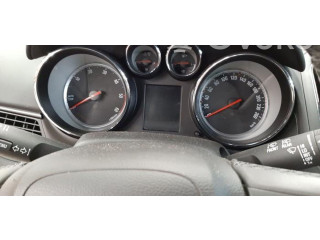 Přístrojová deska  Opel Zafira C 2015 600775881, 5005823151480561  