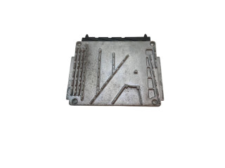 Блок управления двигателя     30637733, 0281011078    Volvo XC90 