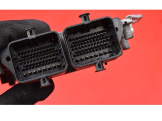 Блок управления двигателем ECU 33910-69L01, 33910-69L01 Suzuki Swift II