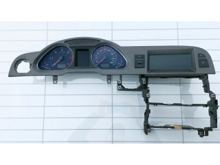 Přístrojová deska Audi A6 S6 C6 4F 2007 4F0920900N, 4F0910900A