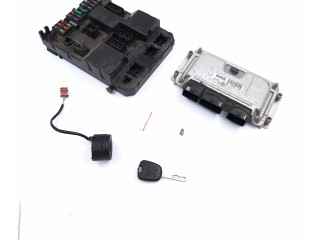 Řídící jednotka 0261206943, 9647480580 Peugeot 307 2003