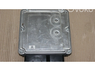 Řídící jednotka 03G906016HN, 0281012272   Volkswagen Caddy 2004