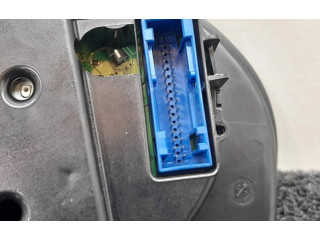 Панель приборов 3B0920826   Volkswagen PASSAT       