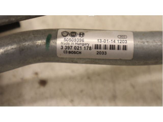 Моторчик дворников 50509396 Alfa Romeo Giulietta