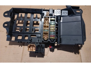 Блок предохранителей  4f0971845   Audi A6 S6 C6 4F    