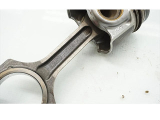 Píst    Ford Transit Custom     