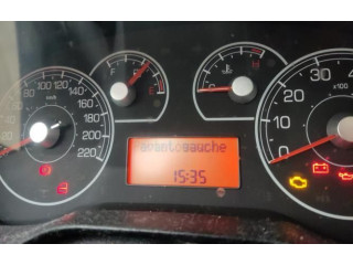 Моторчик заднего дворника 0000051757867 Fiat Grande Punto