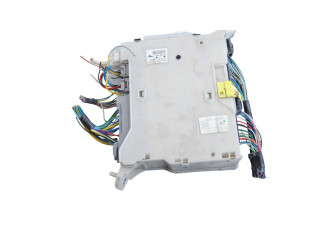   Pojistková skříňka 8273030633   Lexus GS 300 350 430 450H 2010