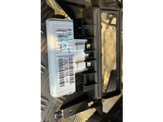 Дисплей 8200633621 Renault Clio II