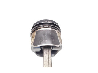 Поршень с шатуном CLHA CLHA Skoda Octavia Mk3 (5E)