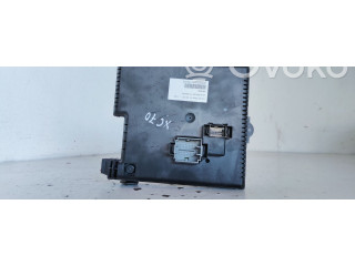 Блок предохранителей 8676391, 12217799   Volvo XC90    