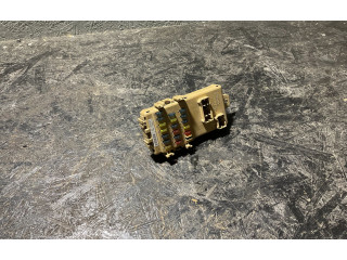 Блок предохранителей  JB200400   Subaru Forester SF    