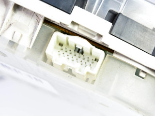 Přístrojová deska Mazda 6 2006 52GR1NA