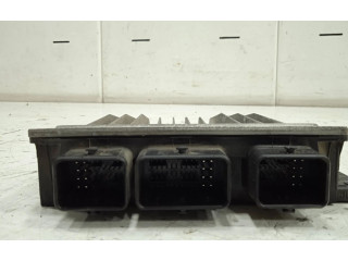 Блок управления двигателя 8200513058   Dacia Logan I