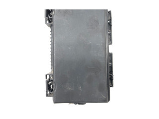 Блок предохранителей 51737885 Fiat Grande Punto