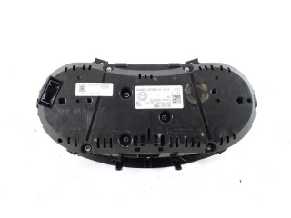 Панель приборов 5E0920752E Skoda Octavia Mk3 (5E)