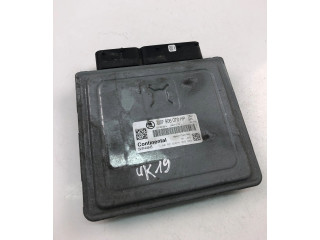 Блок управления двигателем Блок управления 03F906070HP Skoda Fabia Mk3 (NJ)