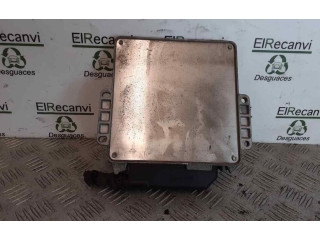 Блок управления двигателем Блок управления 7700104481   Renault Clio I