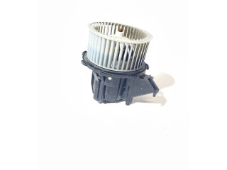 Вентилятор печки U0852003 Audi Q5 SQ5