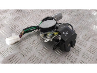 Замок задней крышки