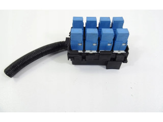   Pojistková skříňka 24382   Nssan Juke I F15 2014