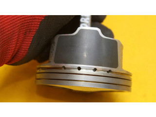 Поршень с шатуном    Subaru Forester SJ       