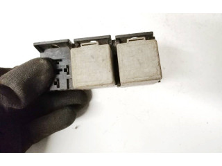 Блок предохранителей     Volvo V70    