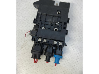 Зеркало электрическое Renault Megane III 2009 - 2016 года