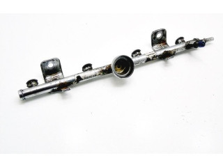 Топливная рампа 1S7G-9D270-DA   Volvo S40  