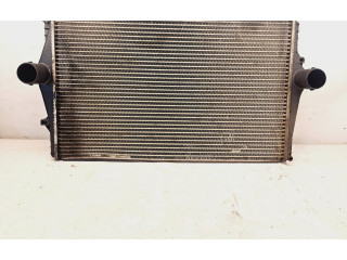 Топливная рампа 8649471A   Volvo S80  