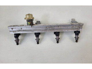 Топливная рампа    Honda Accord   для двигателя F20B6