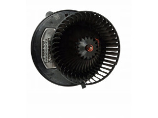 Вентилятор печки 5WB819015, 5Q0907521F Skoda Octavia Mk4