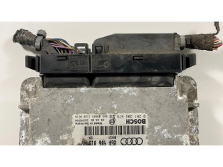 Блок управления двигателя 06A906018AQ, 0261204678   Audi A3 S3 8L