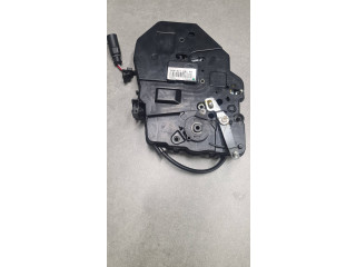 Zámek zadních dveří 2K0827201AB Volkswagen Caddy 2006