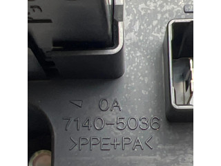 Pojistková skříňka 71405036 Lexus GS 300 350 430 450H 2007