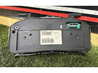 Přístrojová deska Renault Clio III 8200582705H