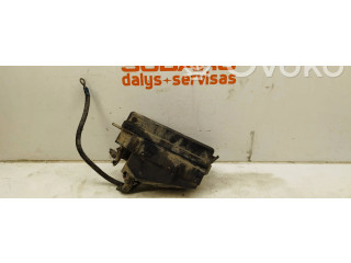 Блок предохранителей  82231FC002, 981027   Subaru Forester SF    