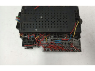 Блок предохранителей 9401802 Volvo S60